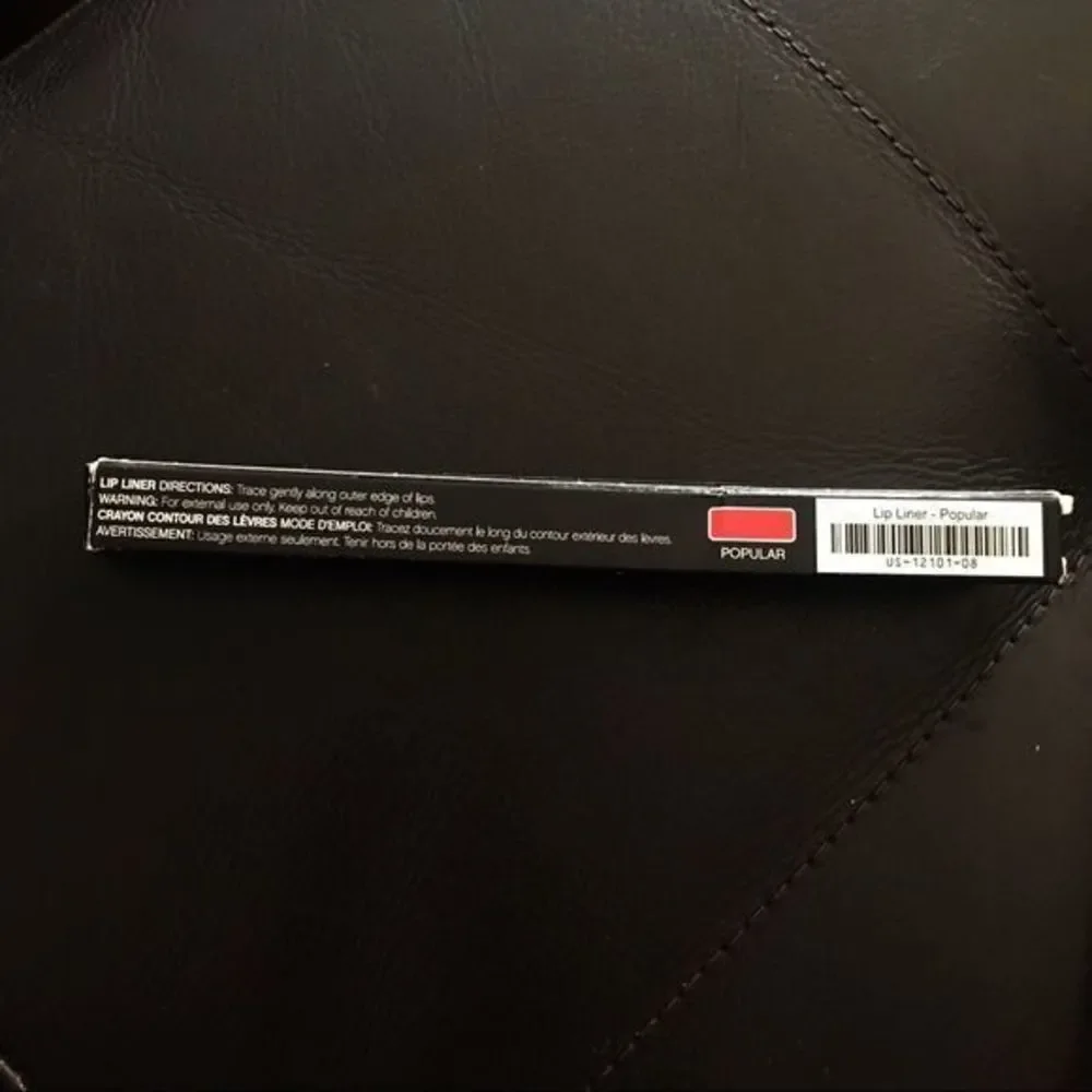*30off3* NIB Younique Moodstruck Precision lip liner​